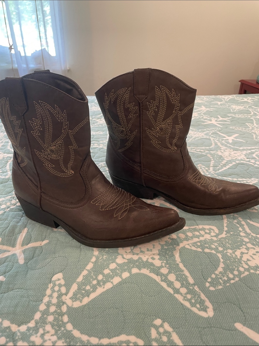 SO Dark Brown Western Short Cowboy Boots